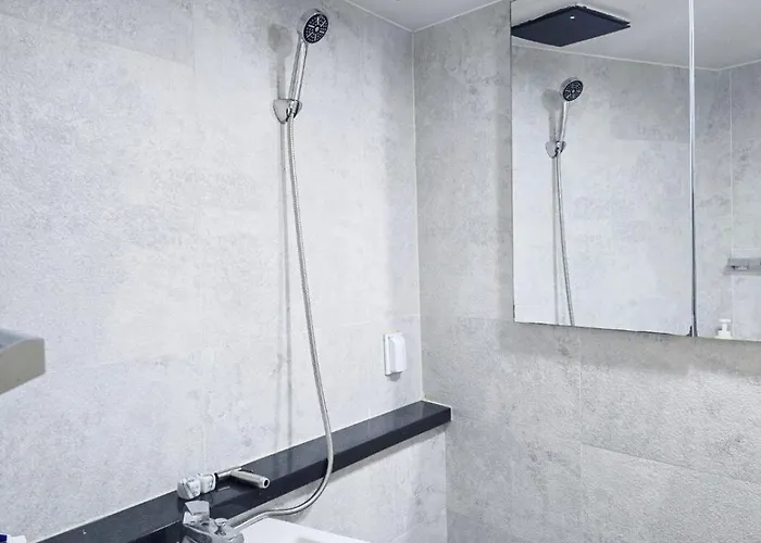 Seongsan Atelier Villa Seoul